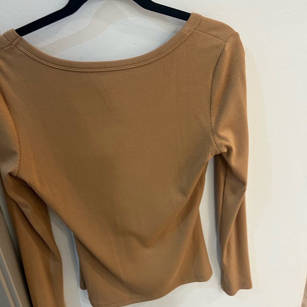Tan Ribbed Long Sleeve Top - Picture 2 of 3